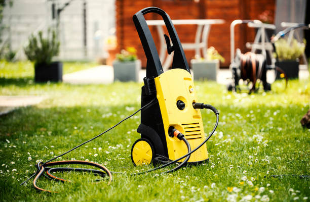 Best Driveway Pressure Washing  in Britton, SD